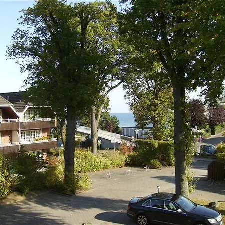 Daire Ferienwohnung-lindenallee *